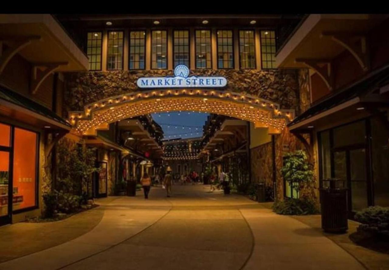 Gt307 Romantic Condo Downtown Gatlinburg & Pool Екстер'єр фото