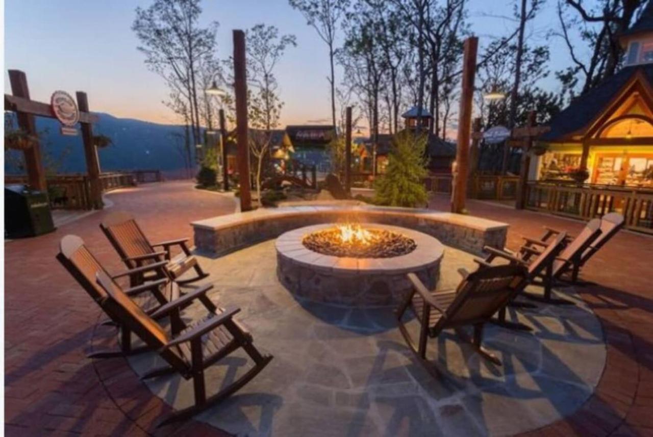 Gt307 Romantic Condo Downtown Gatlinburg & Pool Екстер'єр фото